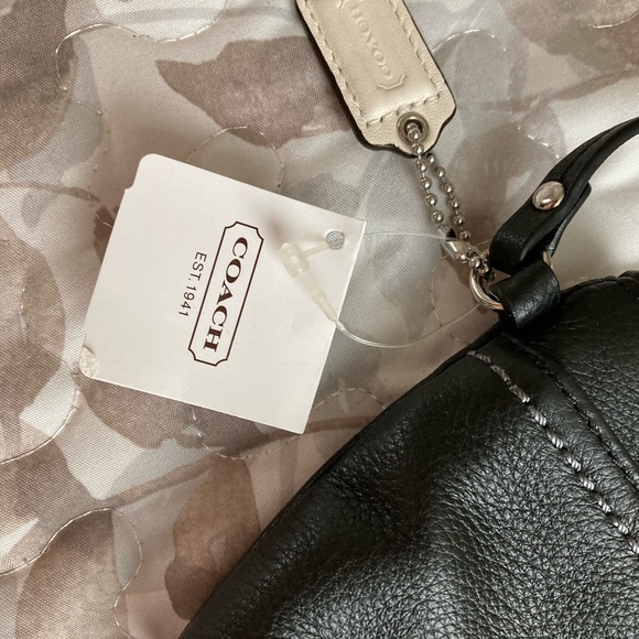 Brand New Coach Wristlet - Picture 3 of 7